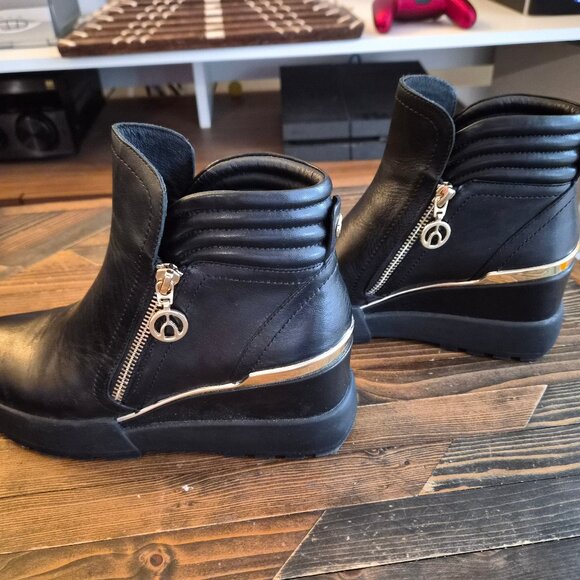 Wishbone ankle boots - Picture 2 of 4